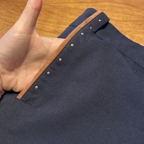 Vintage Tail Dark Navy Bermuda Shorts - Picture 7 of 10